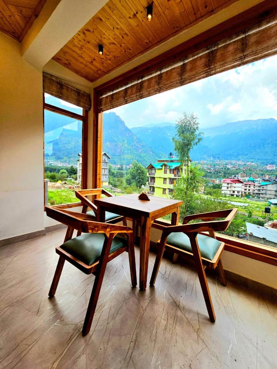 Meraki Khang Manali Esterno foto