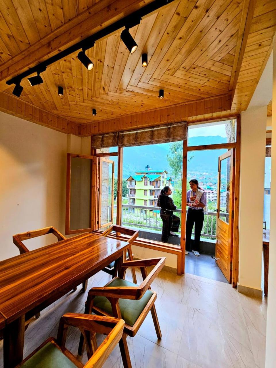 Meraki Khang Manali Esterno foto
