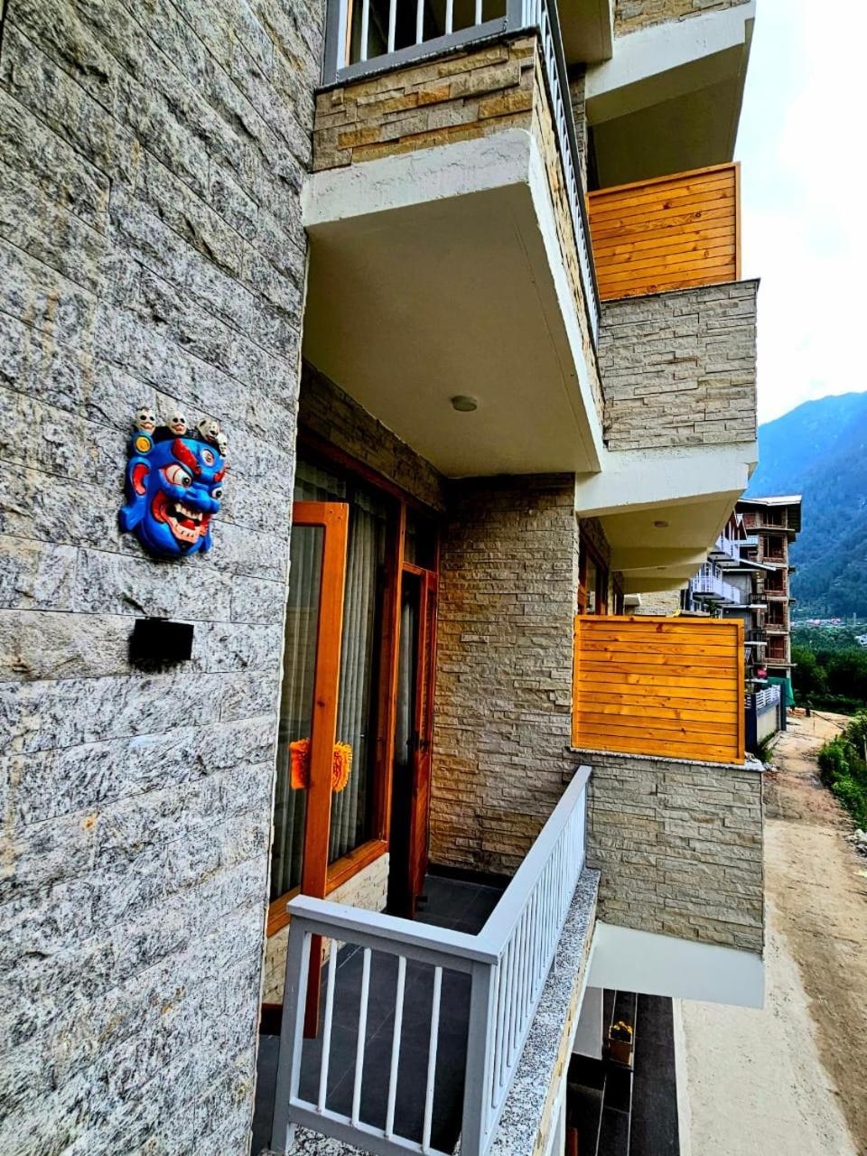 Meraki Khang Manali Esterno foto